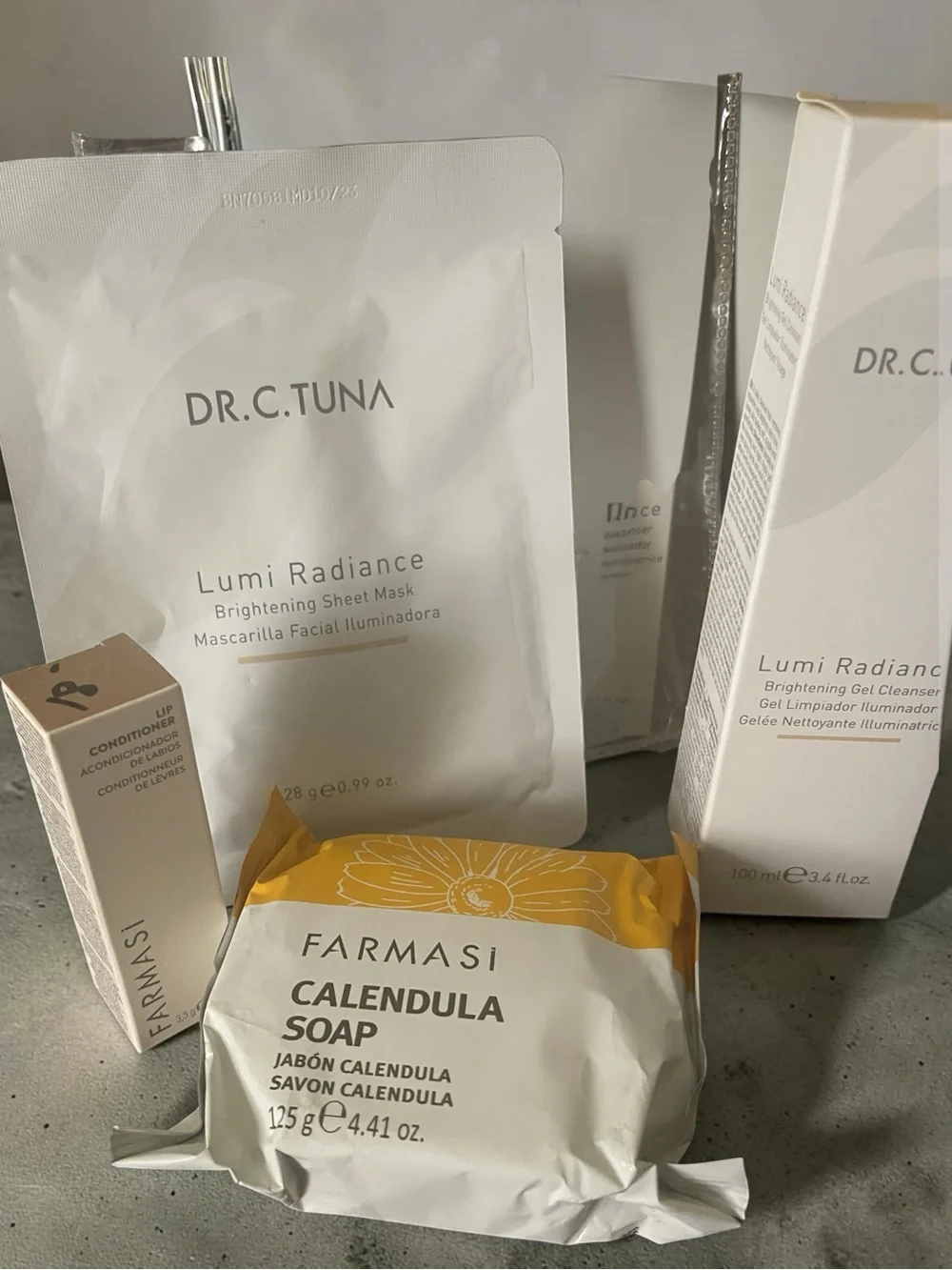 SPA SETS DR. C. TUNA Lumi Radiance Brightening Skincare Set with Calendula Soap
